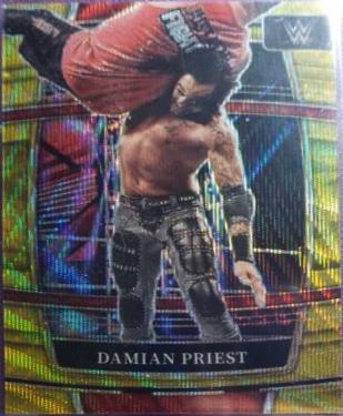 Damian Priest [Gold Prizm] #75