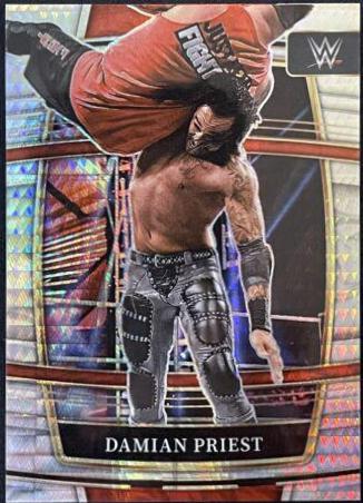 Damian Priest [Lucky Envelopes Prizm] #75
