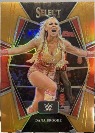 Dana Brooke [Orange Prizm] #141