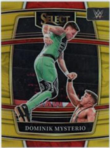 Dominik Mysterio [Gold Prizm] #17