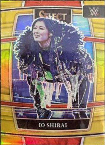 Io Shirai [Gold Prizm] #99