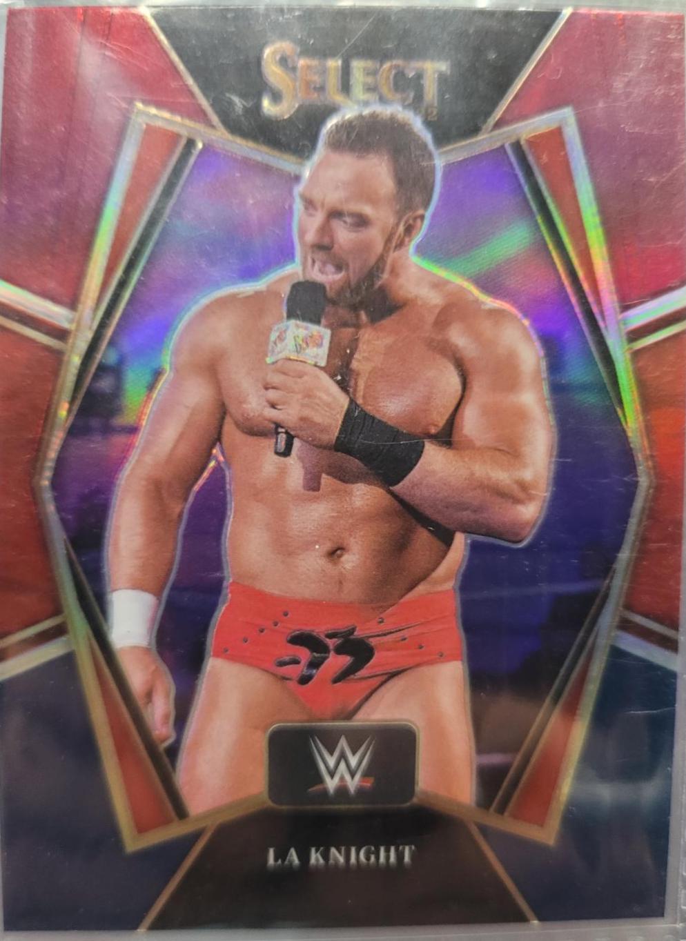 LA Knight [Red & Blue Prizm] #126