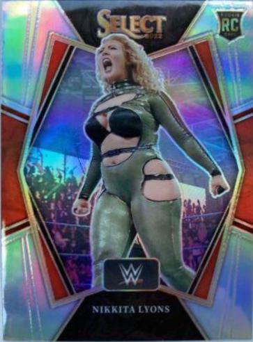 Nikkita Lyons [Silver Prizm] #194