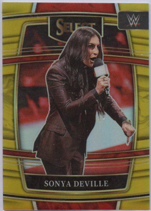 Sonya Deville [Gold Prizm] #68