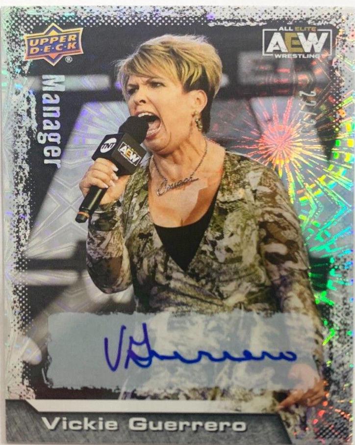 Vickie Guerrero [Pyro Autograph ] #93