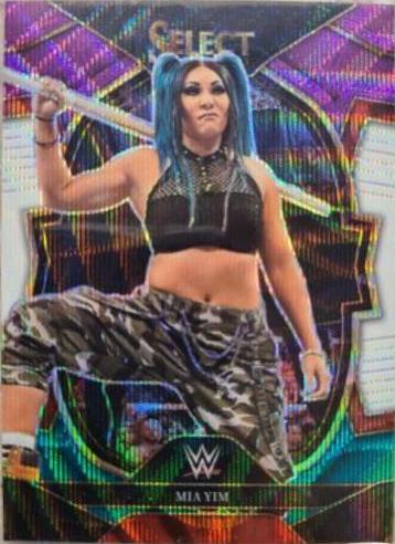 Mia Yim [Tri-Color] #10