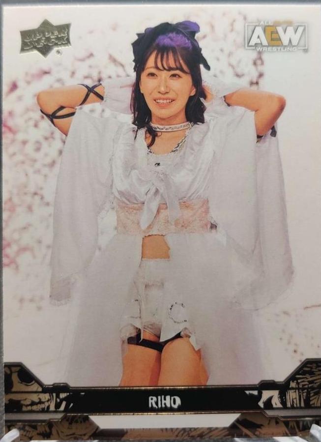 RIHO [Gold] #12