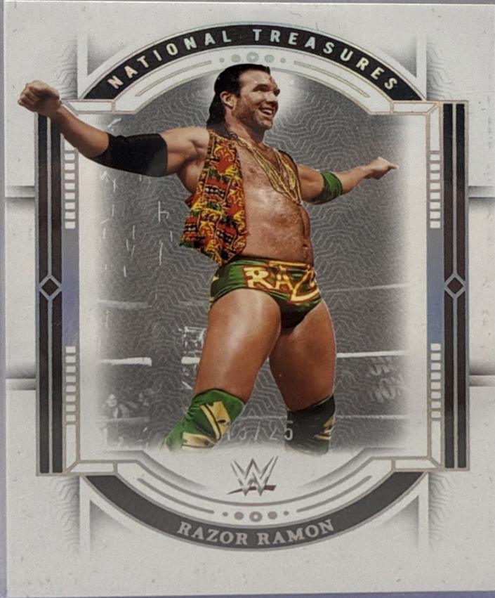 Razor Ramon [Holo Silver] #45