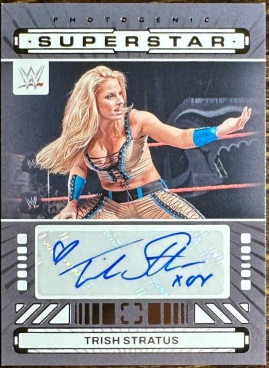 Trish Stratus #20