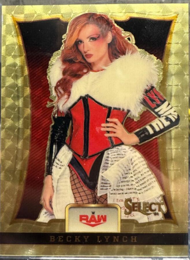 Becky Lynch [Gold Vinyl Prizm] #21