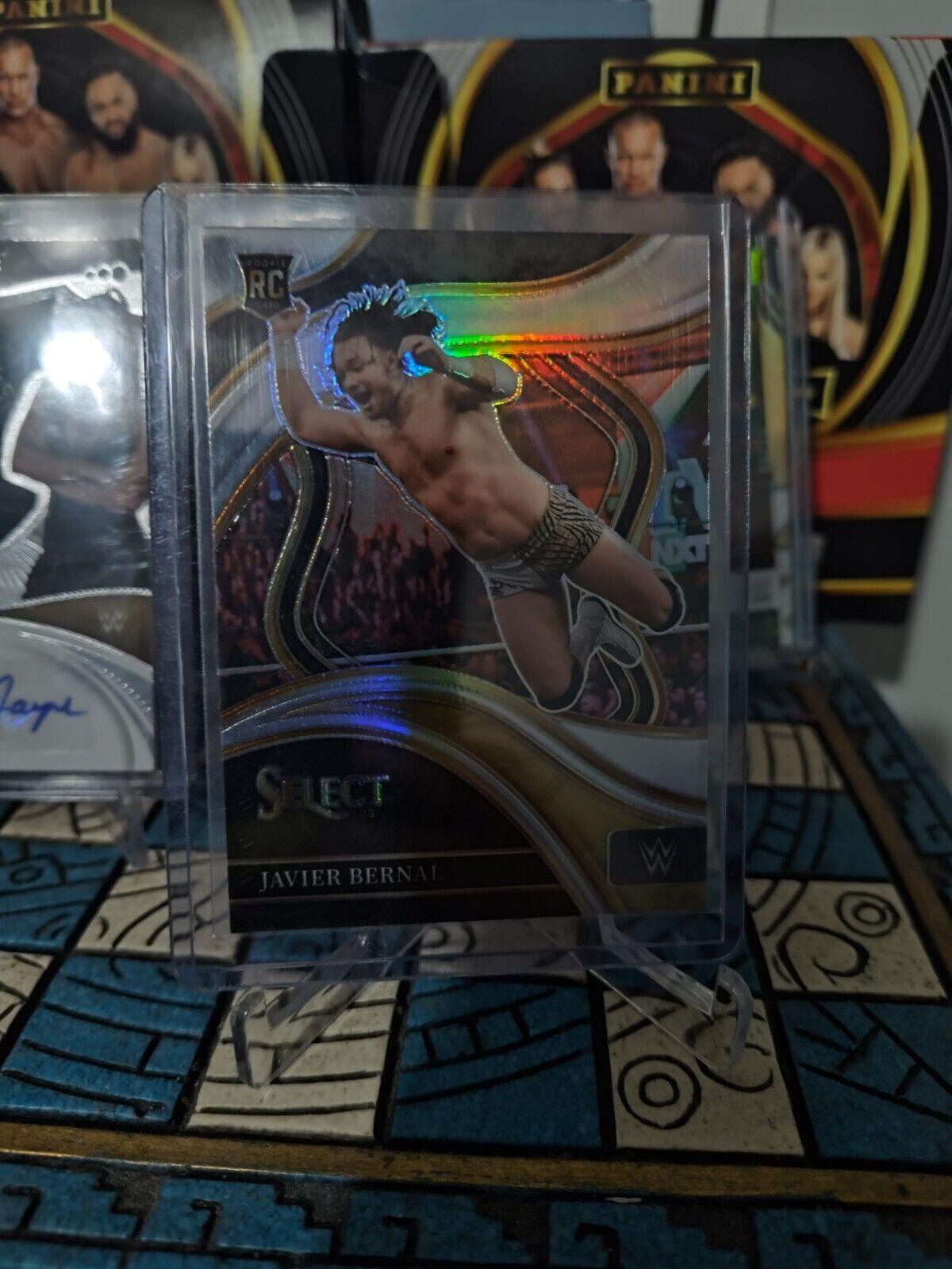 Javier Bernal [Silver Prizm] #246