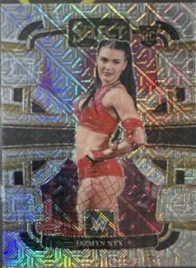 Jazmyn Nyx [Mojo Prizm FOTL] #97