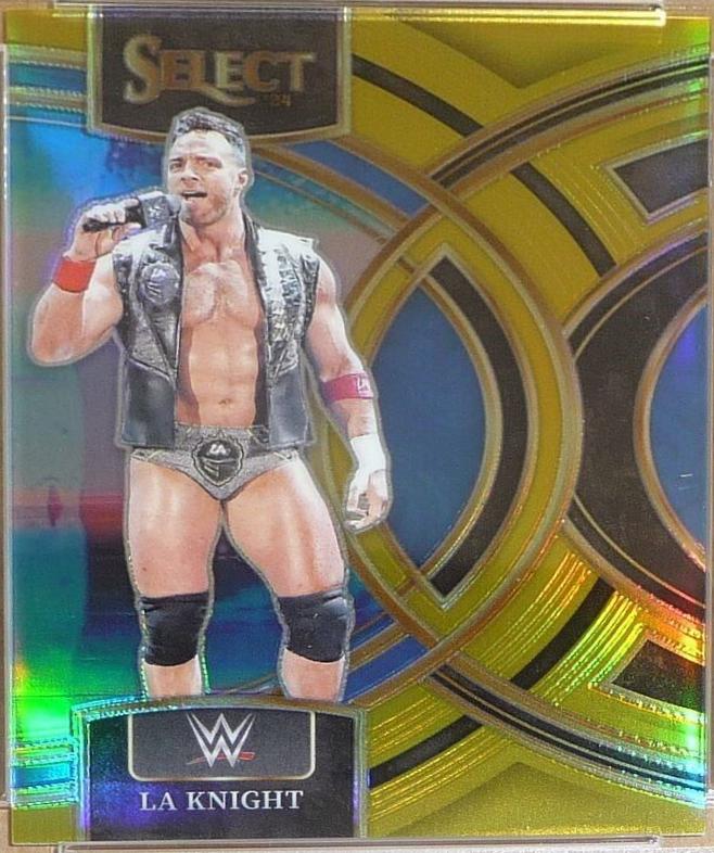 LA Knight [Gold Prizm] #170