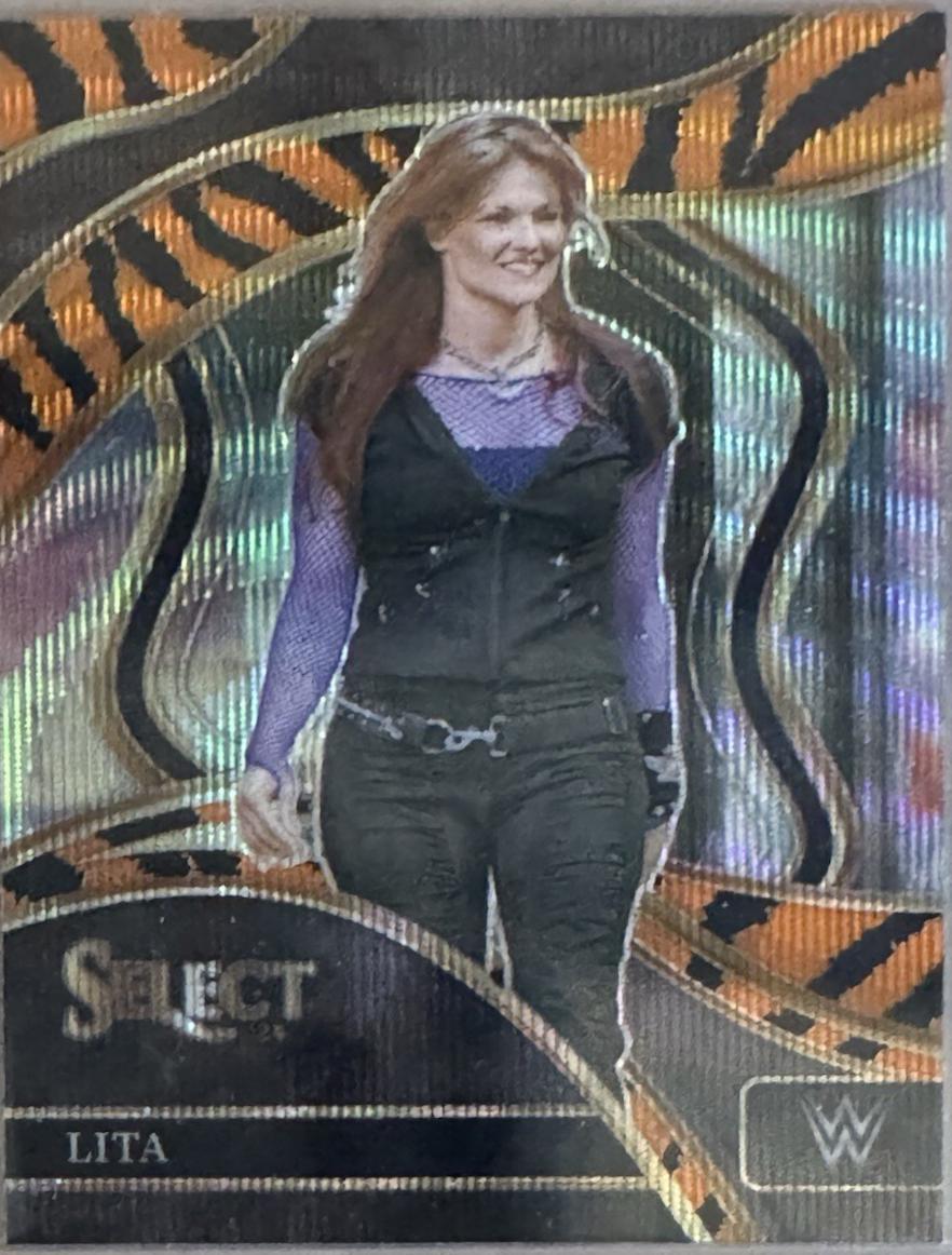 Lita [Tiger Prizm] #267