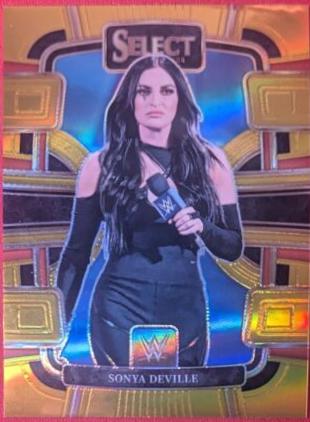 Sonya Deville [Gold Prizm] #62