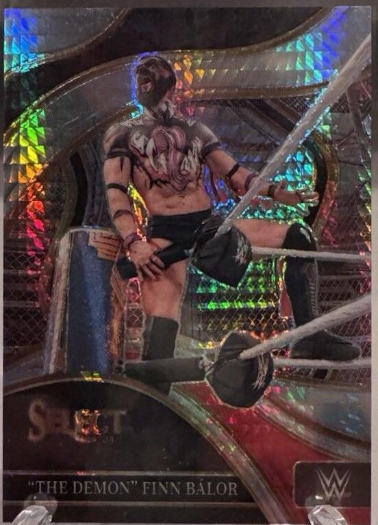 The Demon Finn Balor [Lucky Envelope Prizm] #214