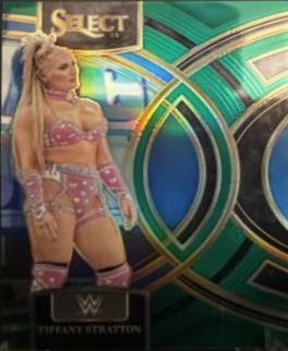 Tiffany Stratton [Green Prizm] #186
