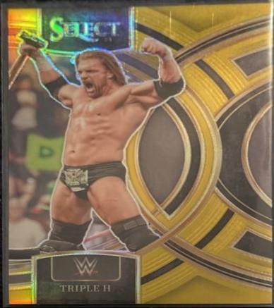 Triple H [Gold Prizm] #118