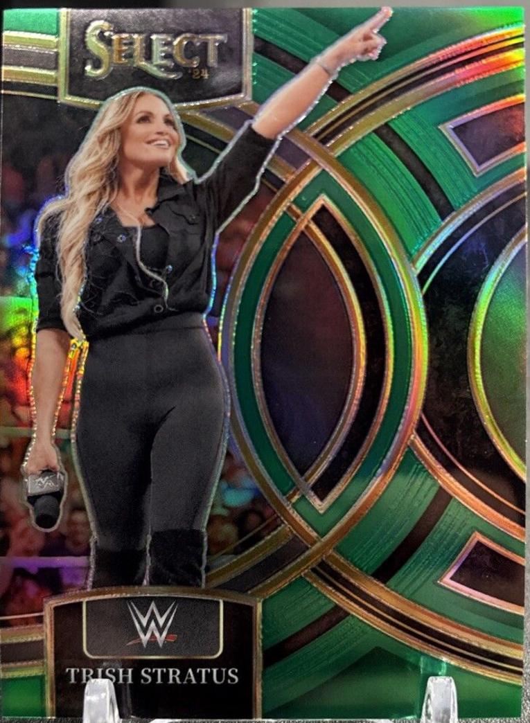 Trish Stratus [Green Prizm] #128
