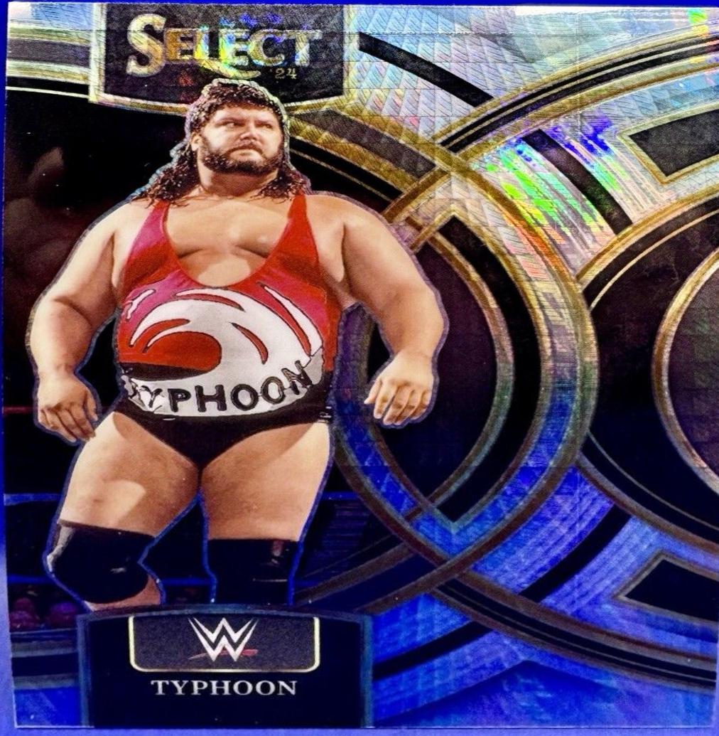 Typhoon [Lucky Envelope Prizm] #138