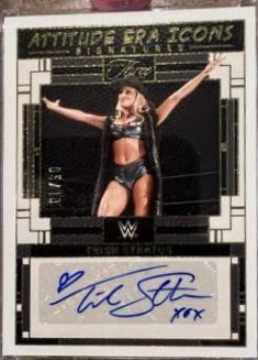 Trish Stratus [Gold] #8