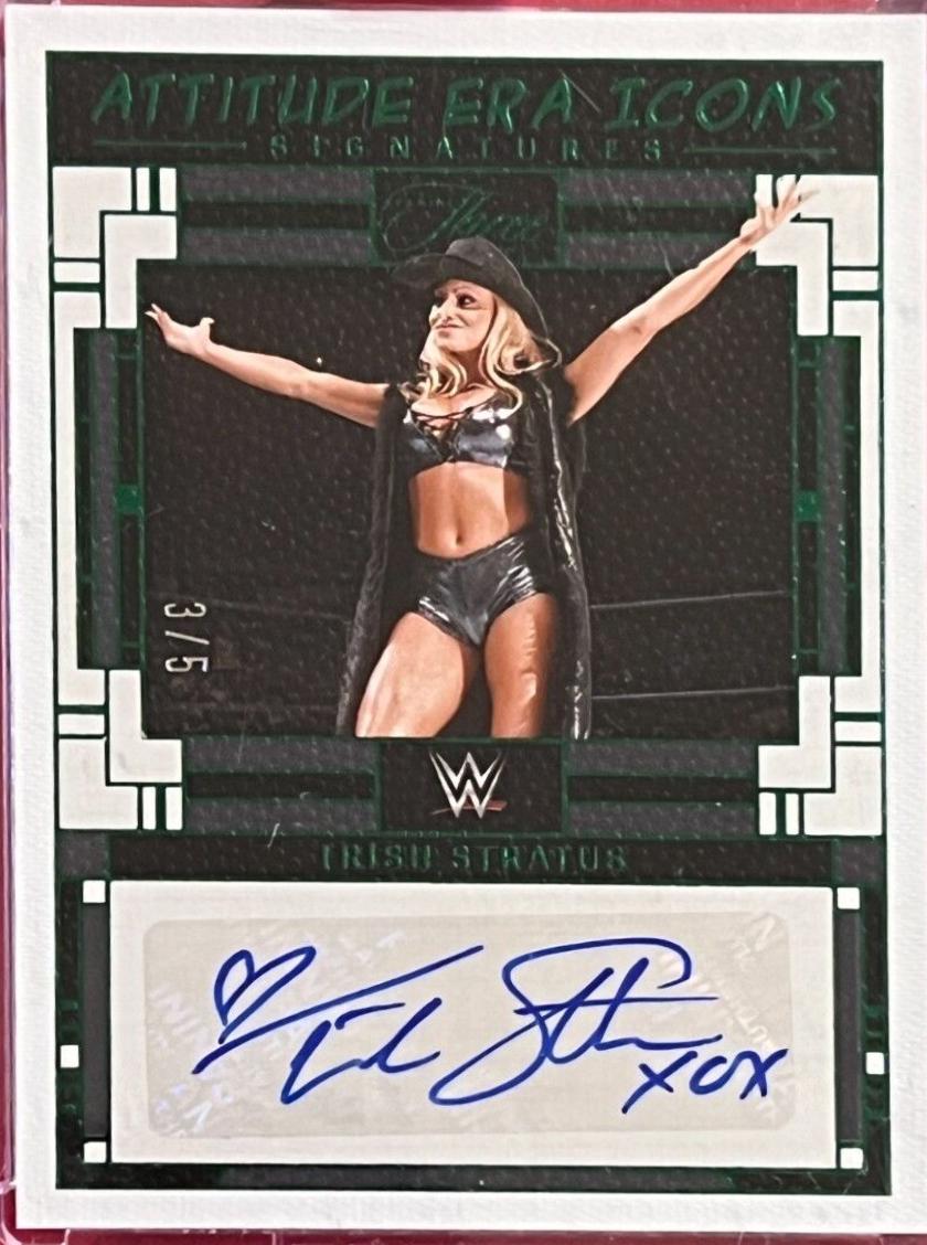 Trish Stratus [Green] #8