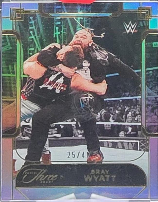 Bray Wyatt [Holo Gold FOTL] #130
