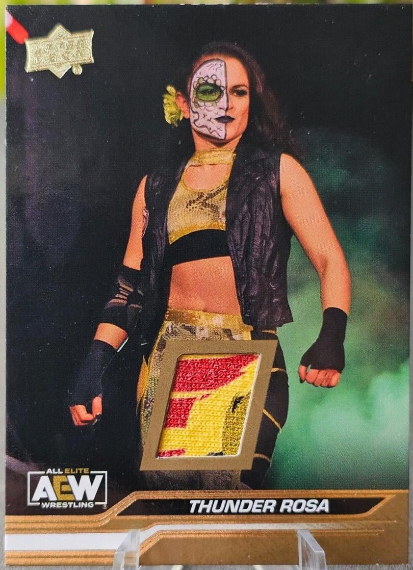 Thunder Rosa [Gold Memorabilia] #32