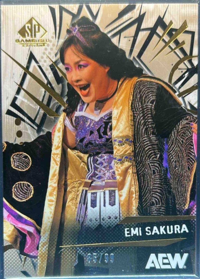 Emi Sakura [Gold] #8