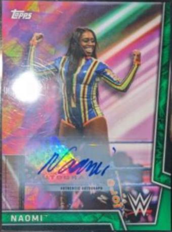 Naomi [Green Autograph] #20