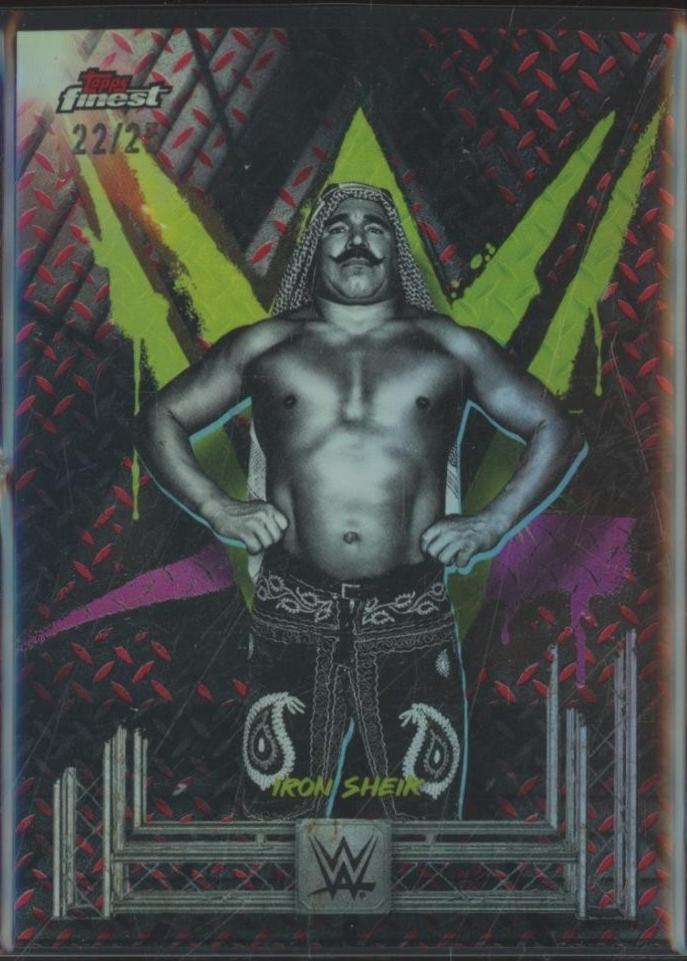 Iron Sheik [Red Black Vapor Refractor] #81