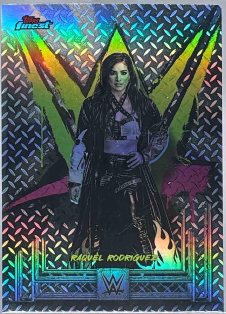 Raquel Rodriguez [Refractor] #65