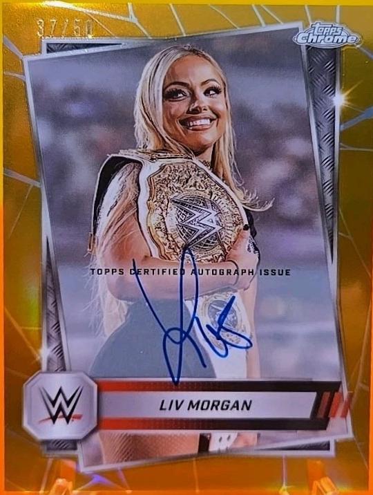 Liv Morgan [Autograph Gold Refractor] #146