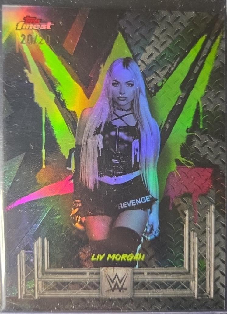 Liv Morgan [Black Refractor] #180