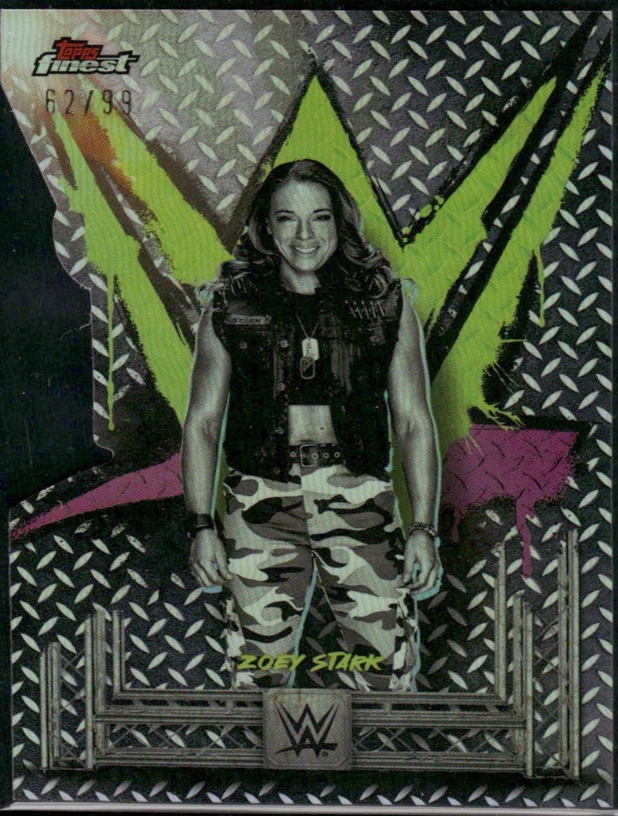 Zoey Stark [Die-Cut Refractor] #72