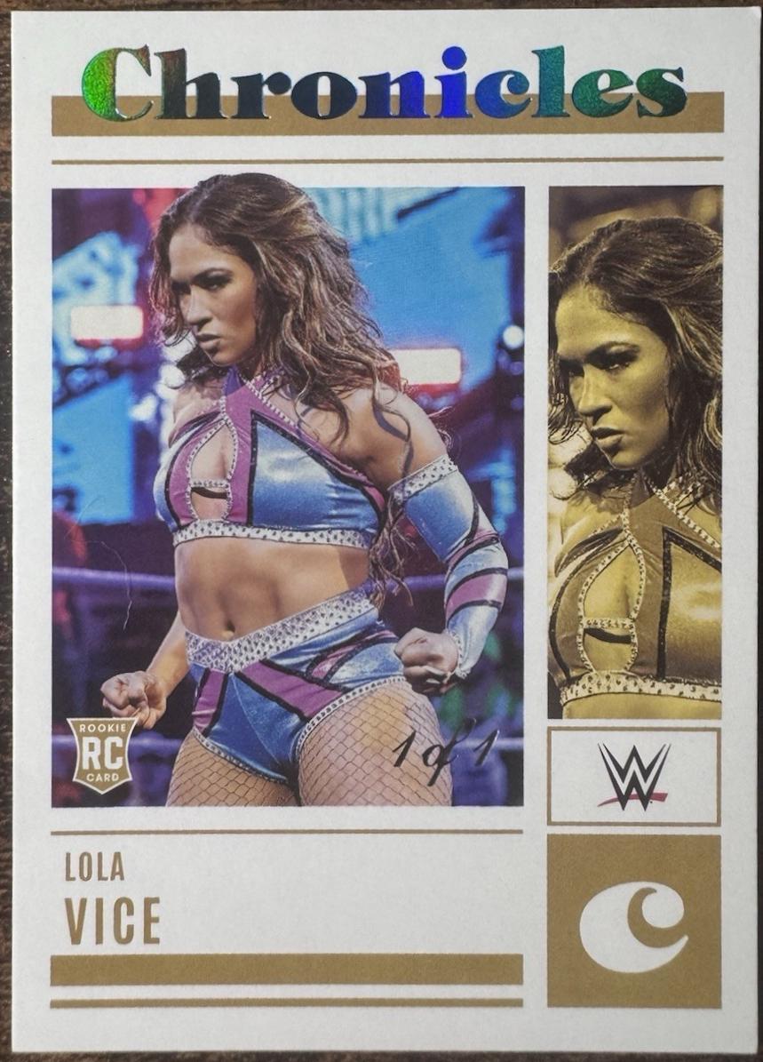 Lola Vice [Platinum] #28