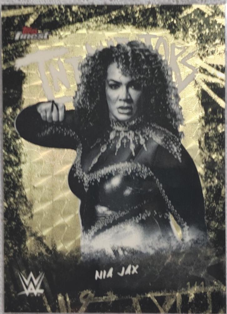Nia Jax [Superfractor] #INT-NJ