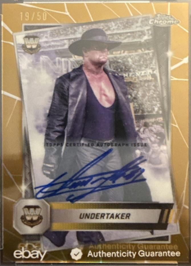 Undertaker [Autograph Gold Refractor] #21