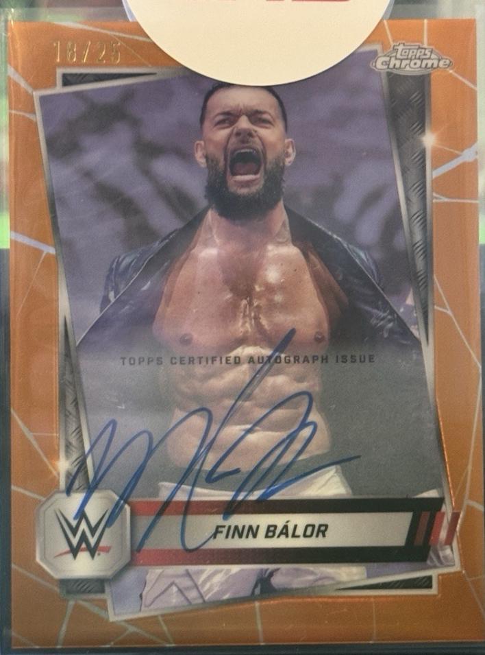 Finn Balor [Autograph Orange Refractor] #42