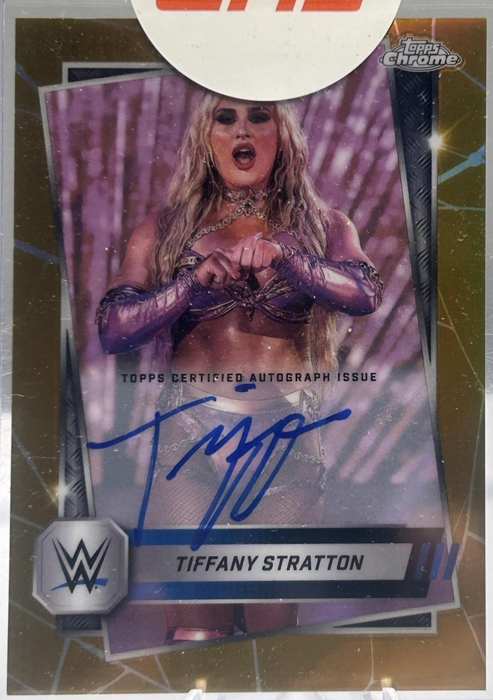 Tiffany Stratton [Autograph Gold Refractor] #182