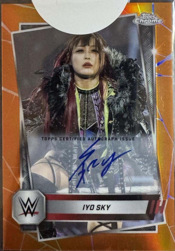 Iyo Sky [Autograph Orange Refractor] #99