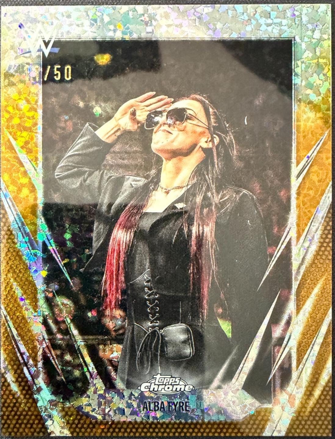 Alba Fyre [Gold Refractor] #184