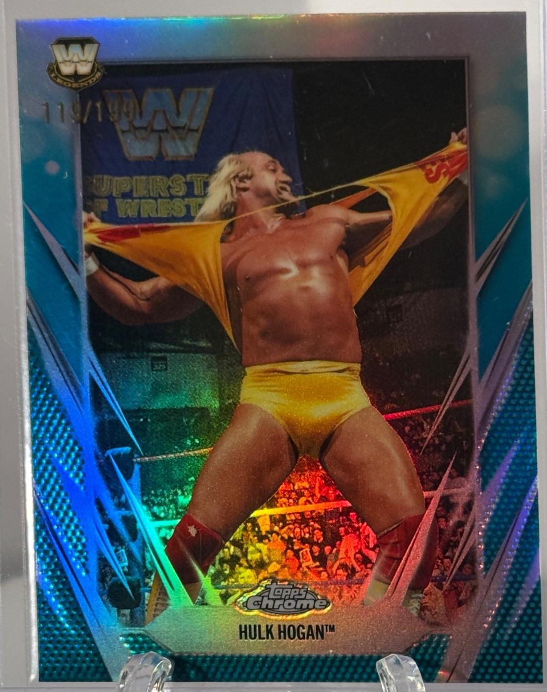 Hulk Hogan [Refractor] #25