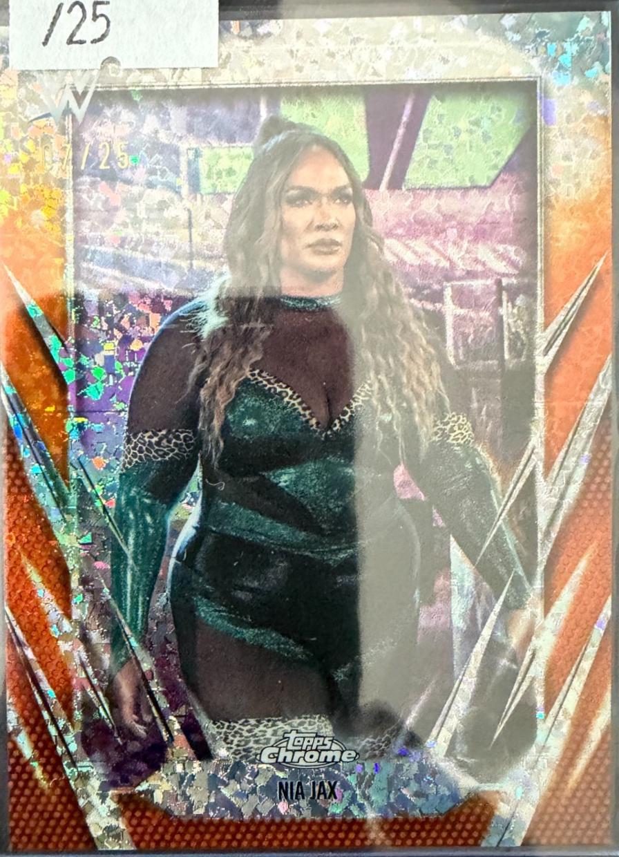 Nia Jax [Orange Refractor] #37