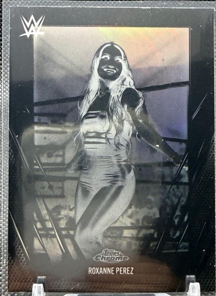 Roxanne Perez [Negative Refractor] #65