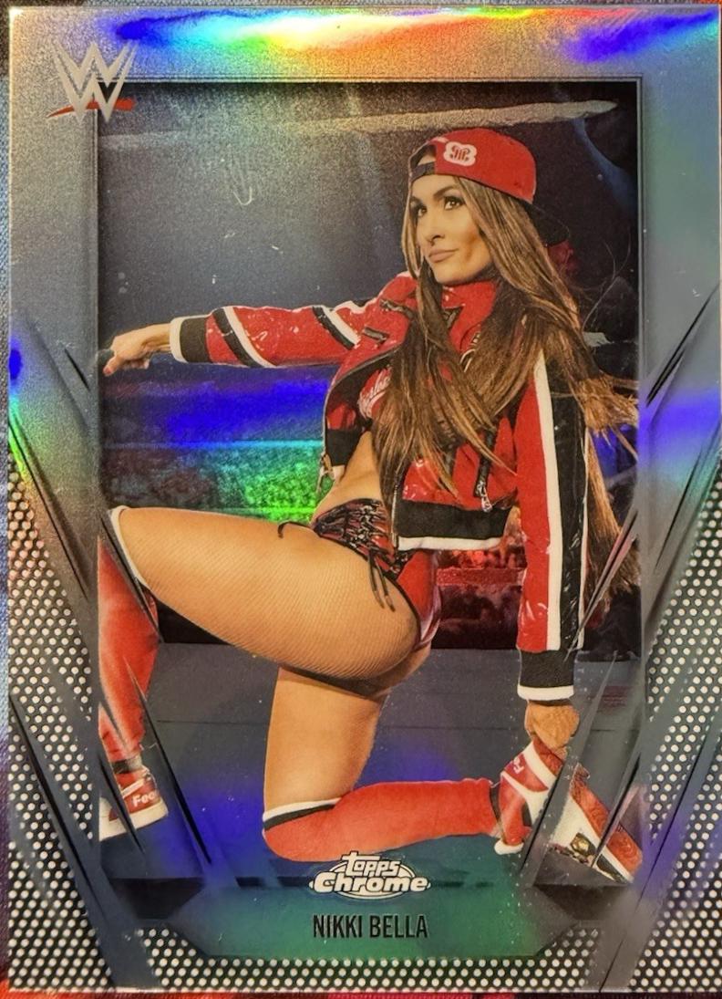Nikki Bella [Refractor] #194