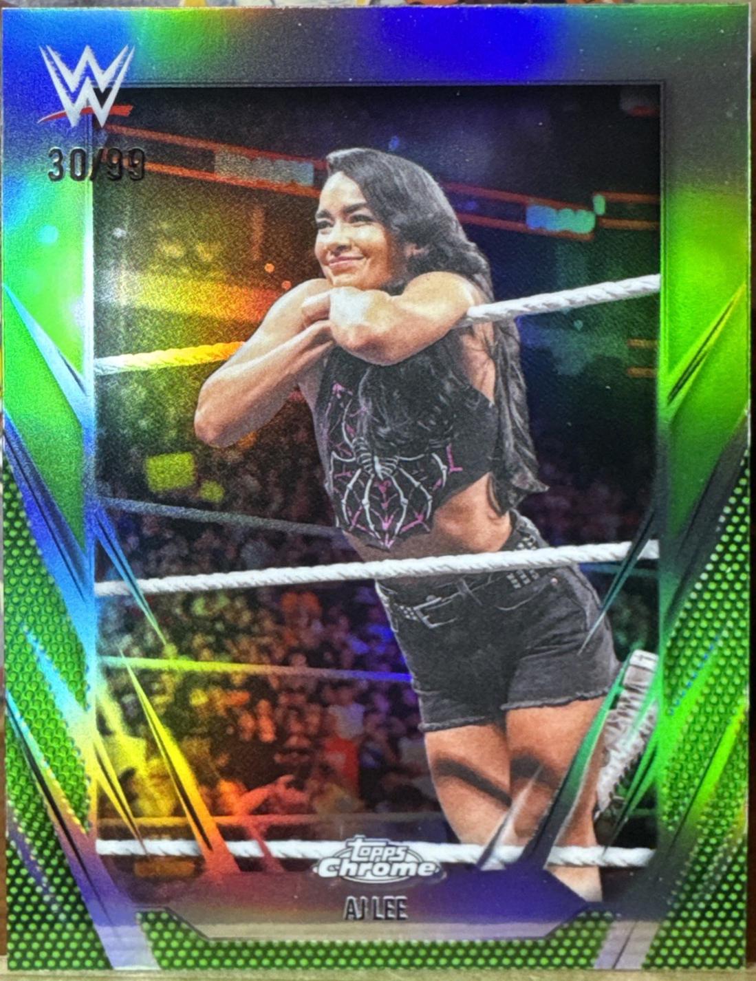 AJ Lee [Green Refractor] #105