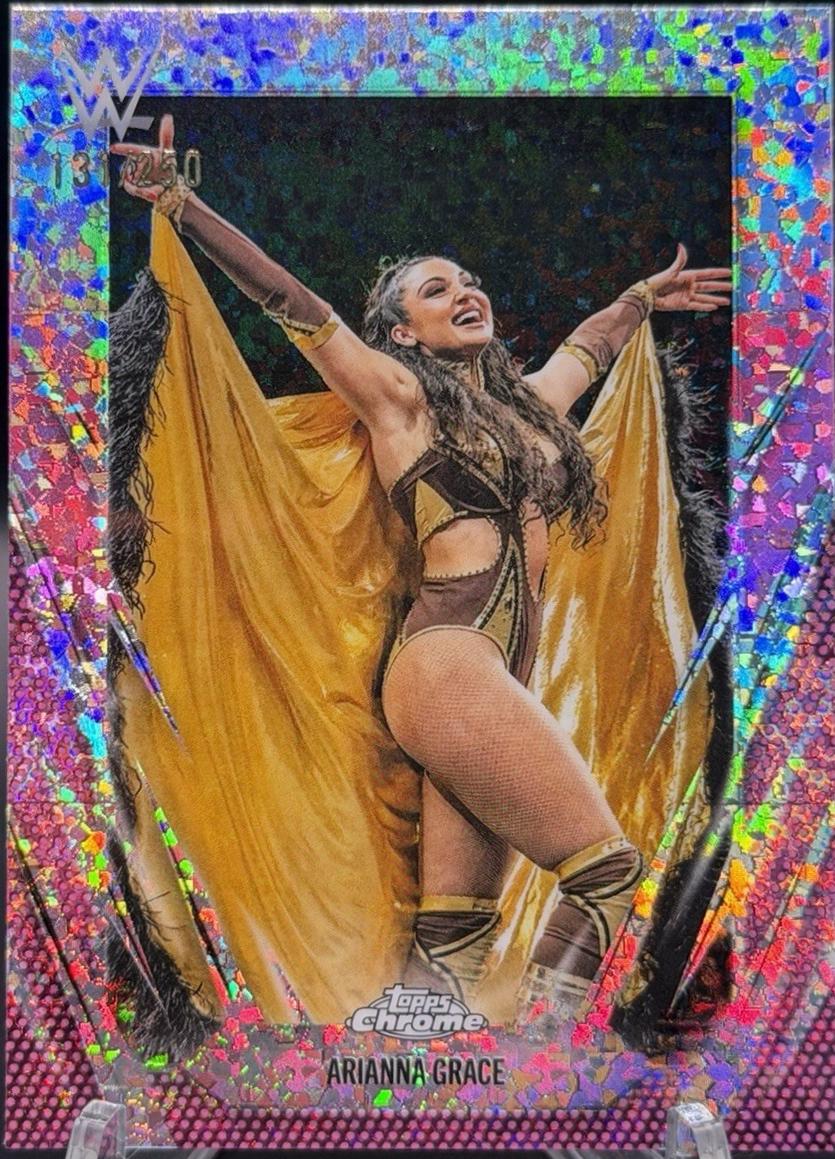 Arianna Grace [Pink Mini Diamond Refractor] #118