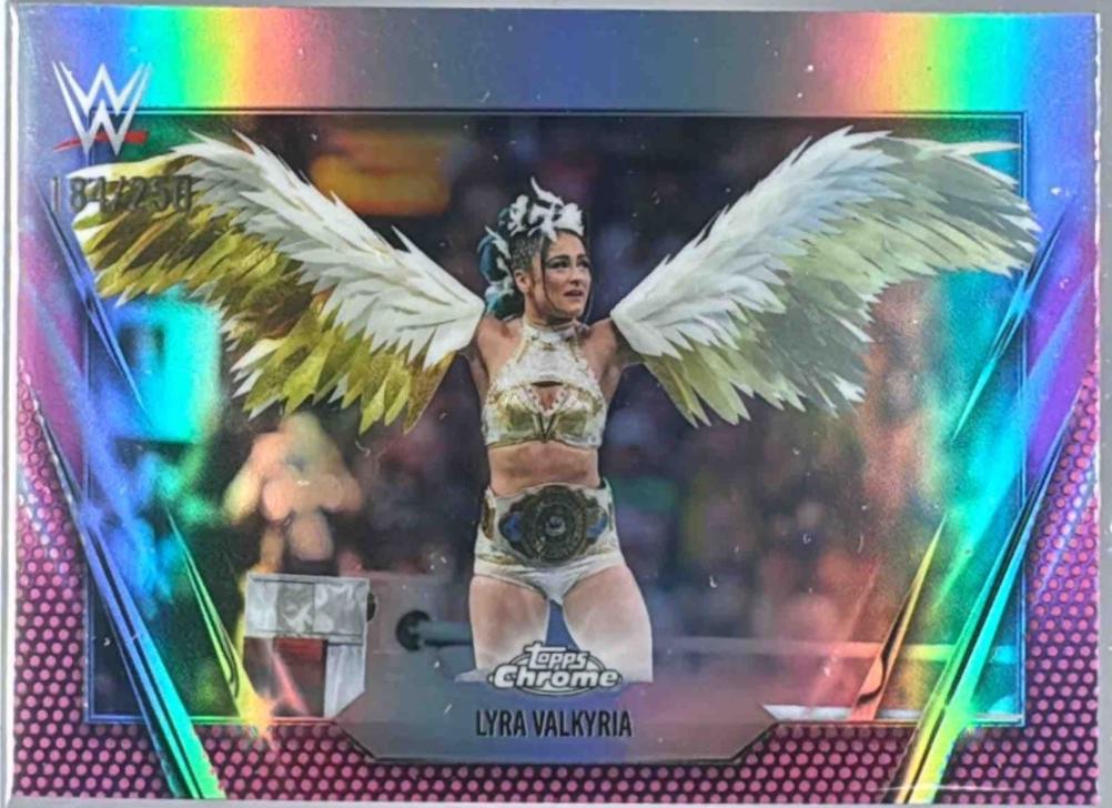 Lyra Valkyria [Pink Refractor] #68