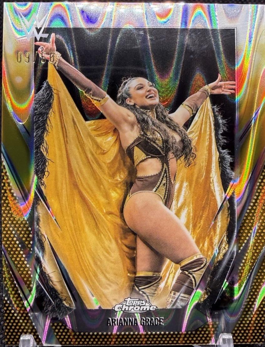 Arianna Grace [Gold RayWave Refractor] #118